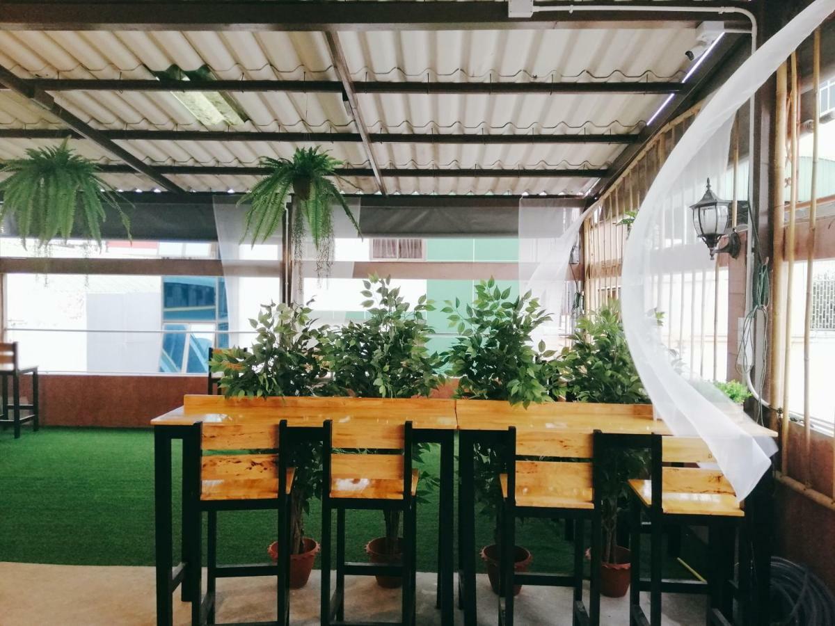 White House Hostel Bangkok Exterior foto